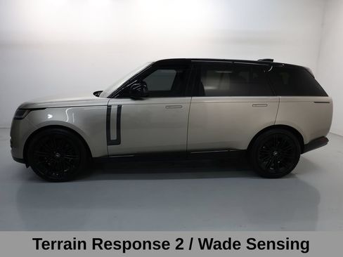 Used 2025 Land Rover Range Rover Long Wheelbase SE AWD/4WD image 37