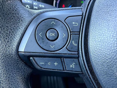 Used 2025 Toyota RAV4 LE AWD/4WD image 19