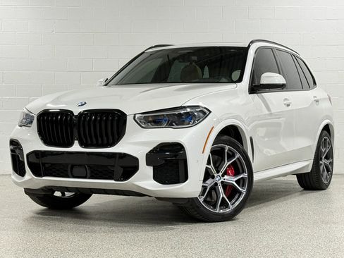 Used 2022 BMW X5 M50i w/ Executive Package AWD/4WD image 2