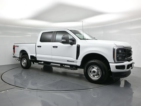 Used 2025 Ford F250 XL w/ STX Appearance Package AWD/4WD image 21