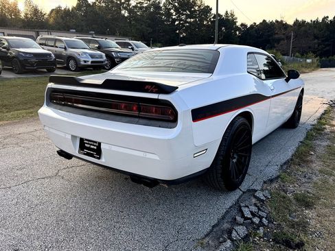 Used 2014 Dodge Challenger R/T Plus image 8