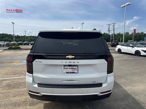Used 2025 Chevrolet Tahoe LT AWD/4WD image 6
