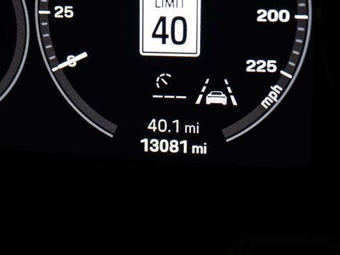 Used 2022 Porsche 911 Turbo S image 53