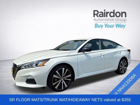 Used 2022 Nissan Altima 2.5 SR AWD/4WD image 3
