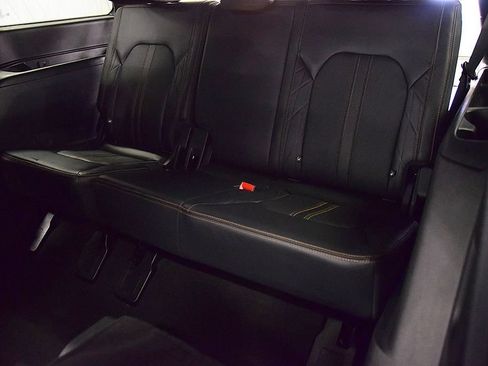 Used 2024 Ford Expedition Platinum AWD/4WD image 33