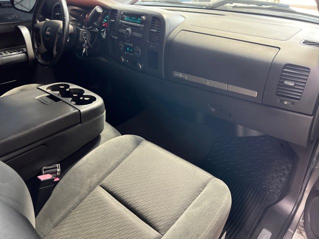 Used 2009 GMC Sierra 1500 SLE w/ Texas Edition RWD image 11