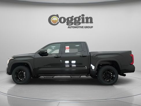 New 2026 Toyota Tundra SR5 AWD/4WD image 7