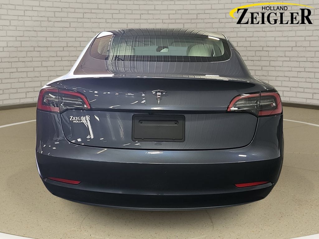 Used 2023 Tesla Model 3 Standard Range RWD image 6