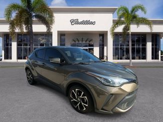 Used 2021 Toyota C-HR XLE video 2