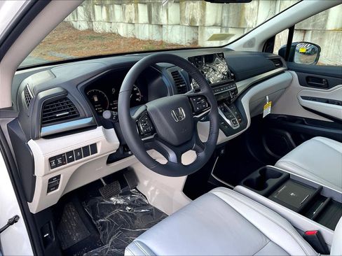New 2026 Honda Odyssey EX-L image 9