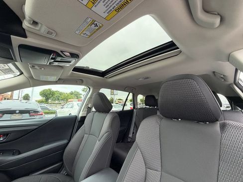 Used 2025 Subaru Outback Premium AWD/4WD image 34
