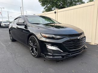 Used 2021 Chevrolet Malibu LT w/ Midnight Edition FWD video 2