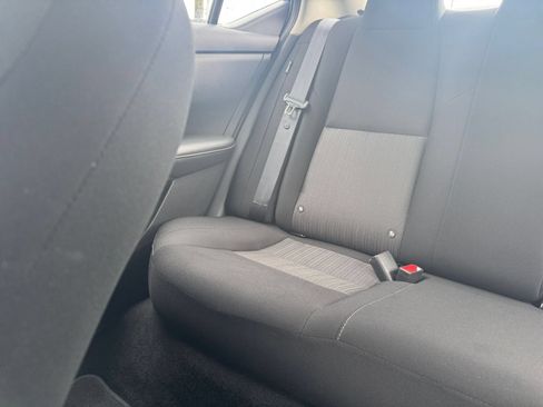 Used 2025 Nissan Sentra SV FWD image 37