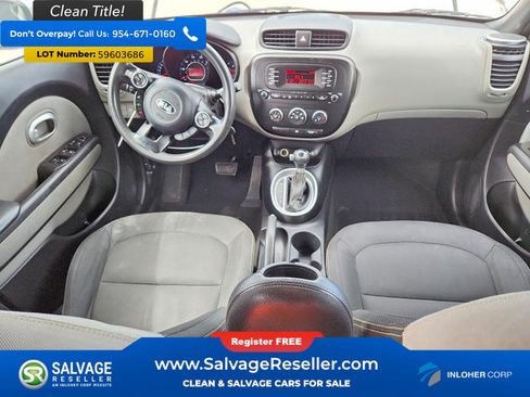 Used 2014 Kia Soul + FWD image 11