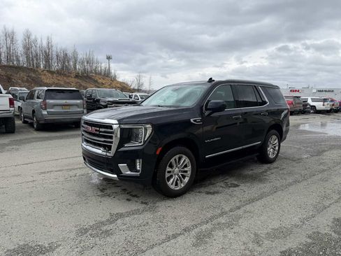 Certified 2023 GMC Yukon SLT AWD/4WD image 3