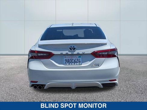 Used 2022 Toyota Camry XSE w/ Navigation Upgrade Package FWD image 4