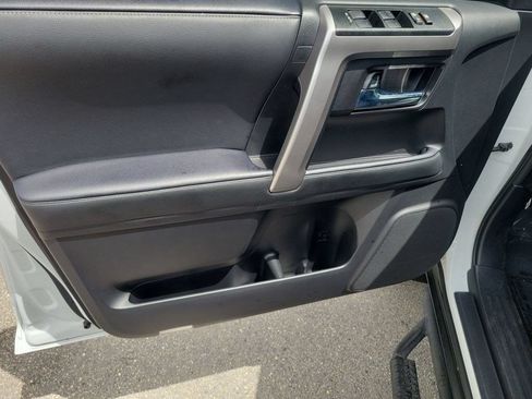 Used 2024 Toyota 4Runner SR5 Premium w/ Moonroof Package RWD image 19