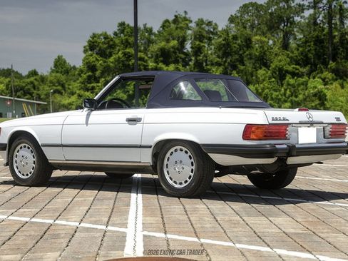Used 1988 Mercedes-Benz 560 SL image 14