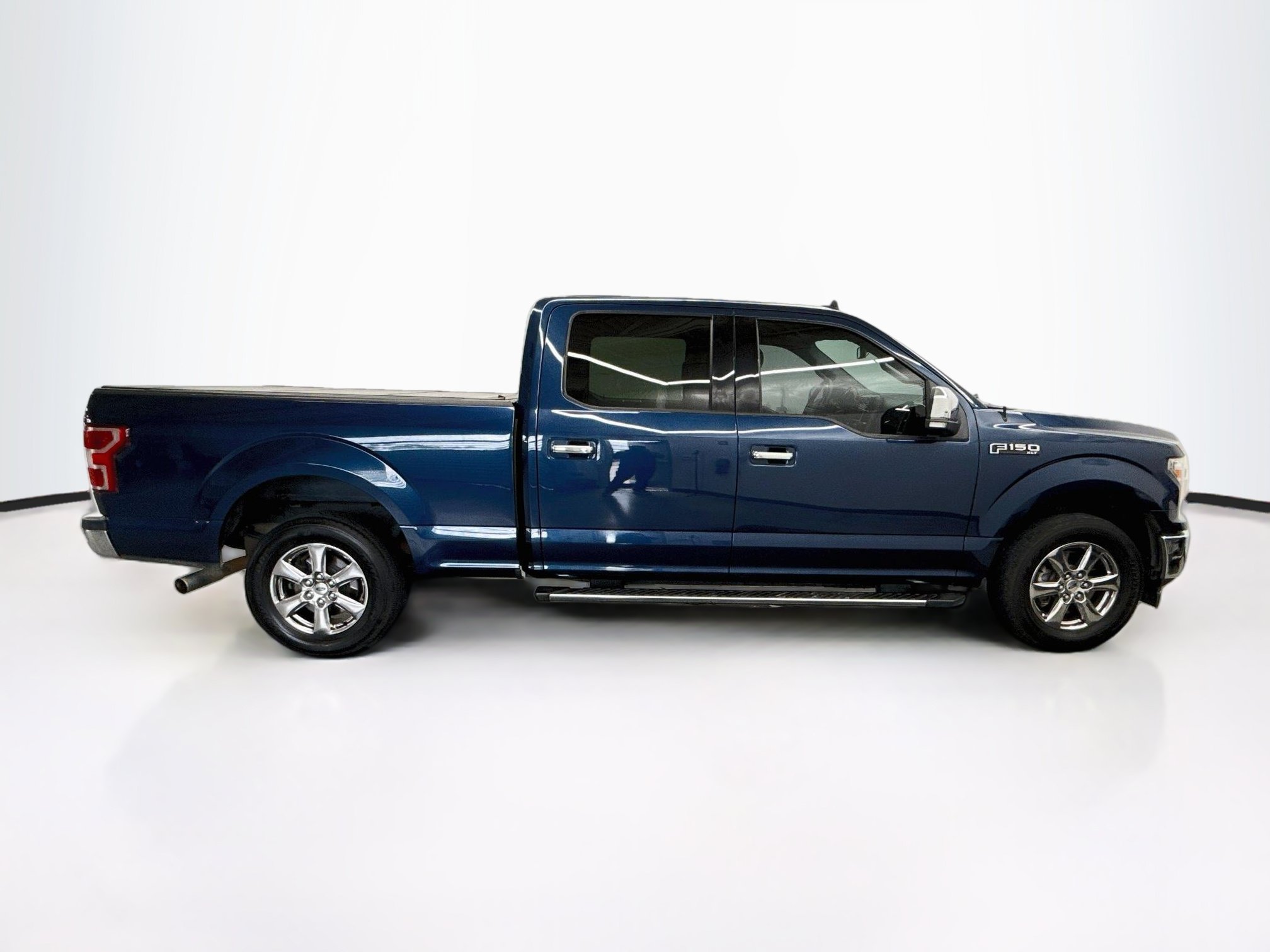Used 2019 Ford F150 XLT w/ Equipment Group 302A Luxury RWD image 10