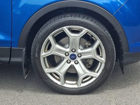 Used 2017 Ford Escape Titanium w/ Equipment Group 301A AWD/4WD image 7