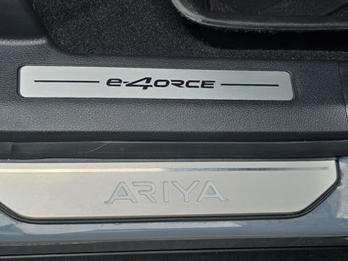 Used 2025 Nissan Ariya AWD image 30