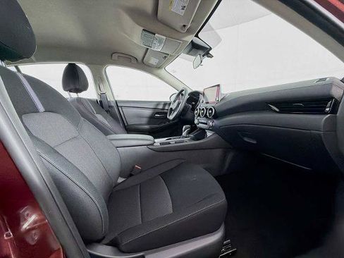 Certified 2025 Nissan Sentra SV FWD image 24