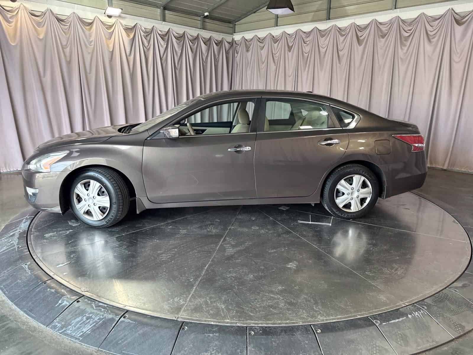 Used 2015 Nissan Altima 2.5 S w/ Power Driver Seat Package FWD image 8