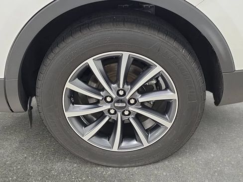 Certified 2022 Lincoln Nautilus FWD image 27