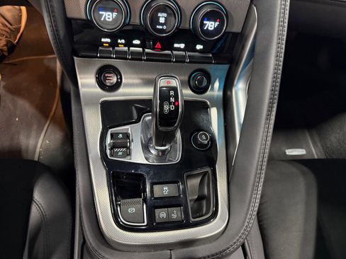 Used 2015 Jaguar F-TYPE Coupe image 33