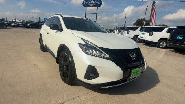 Used 2023 Nissan Murano SV w/ SV Midnight Edition Package FWD image 2