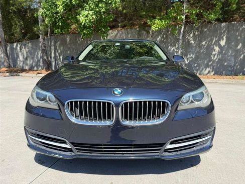 Used 2014 BMW 528i xDrive Sedan AWD/4WD image 3