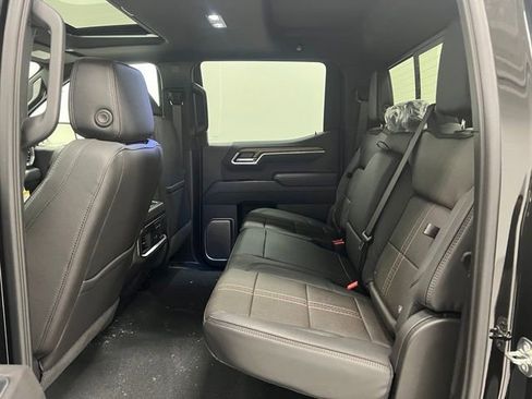 New 2026 Chevrolet Silverado 1500 High Country w/ High Country Premium Package AWD/4WD image 15