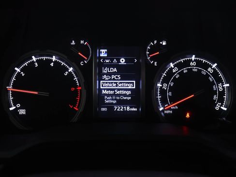 Used 2020 Toyota 4Runner TRD Off-Road Premium w/ Moonroof Package AWD/4WD image 6
