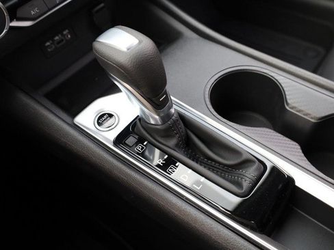 New 2025 Nissan Altima 2.5 SV image 15