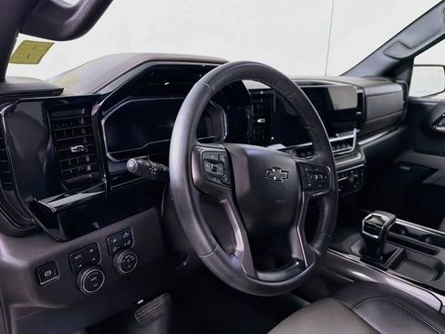 Used 2025 Chevrolet Silverado 1500 ZR2 AWD/4WD image 10