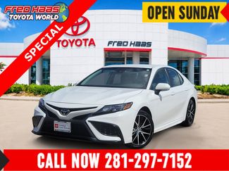Certified 2024 Toyota Camry SE FWD video 1