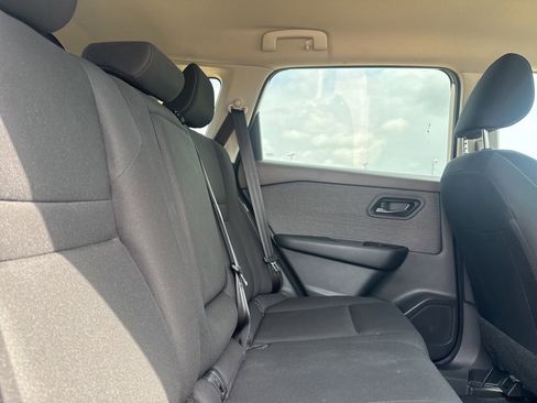 Certified 2023 Nissan Rogue S FWD image 31