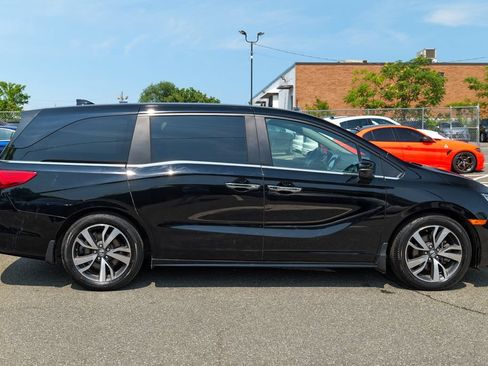 Used 2023 Honda Odyssey Touring image 8