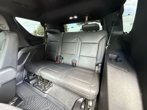 Used 2026 Chevrolet Tahoe Z71 w/ Comfort Package AWD/4WD image 30