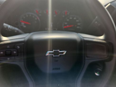 Used 2023 Chevrolet Silverado 1500 Custom Trail Boss w/ LPO, Dark Essentials Package AWD/4WD image 15