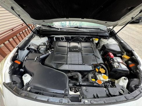 Used 2017 Subaru Outback 3.6R Limited AWD/4WD image 17