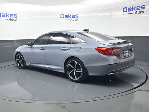 Used 2022 Honda Accord Sport image 6
