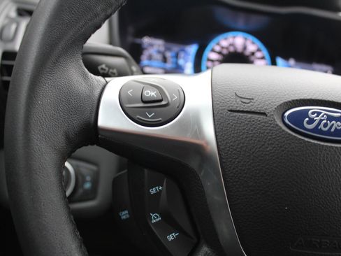 Used 2017 Ford C-MAX Energi SE w/ Cold Weather Package FWD image 24