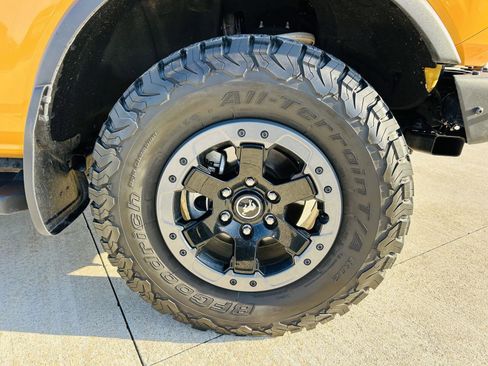 Used 2021 Ford Bronco Badlands image 41