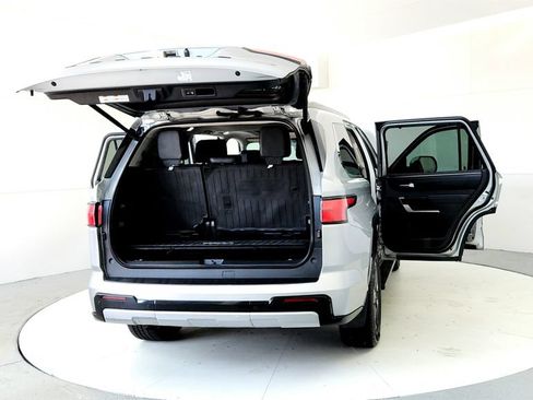 Used 2023 Toyota Sequoia Limited AWD/4WD image 11