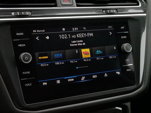 Certified 2024 Volkswagen Tiguan SE image 22