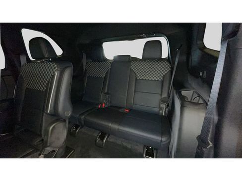 New 2026 GMC Acadia Denali w/ Super Cruise Package image 16