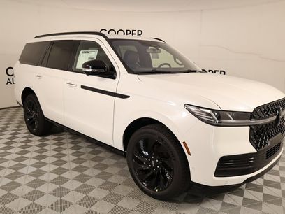 New 2025 Lincoln Navigator Reserve w/ Jet Appearance Package