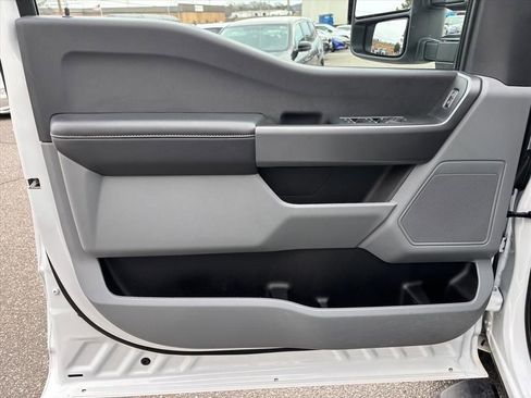 Used 2025 Ford F250 XLT image 8