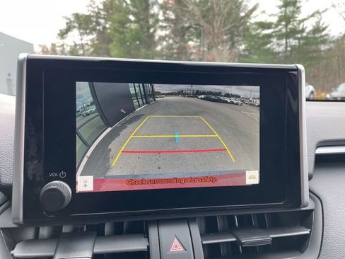 Used 2025 Toyota RAV4 LE image 21